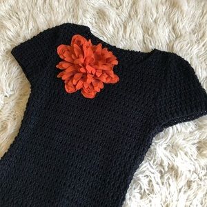 Knit dress with a flower 🌼